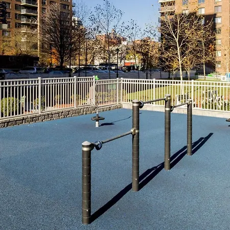 Uws 2Br W Elevator Doorman Gym Nr Central Park Nyc-1001-2