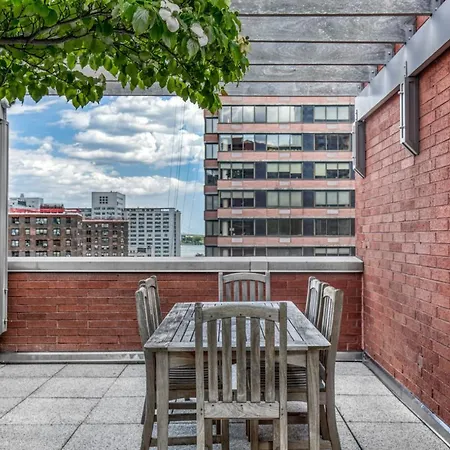 Ues Studio W Dm Elevator Gym Nr Central Park Nyc-920-2