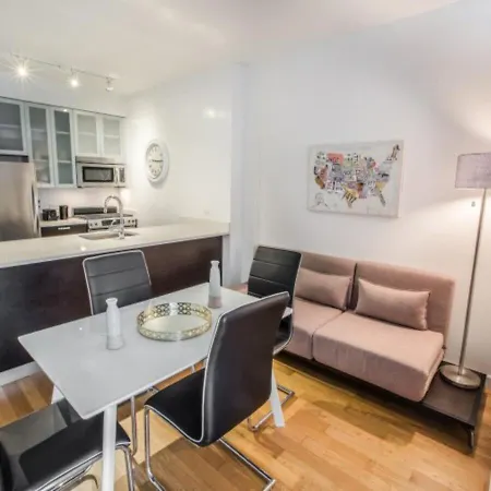 Cozy & Beautiful 2 Bd Apartment In Nyc-3