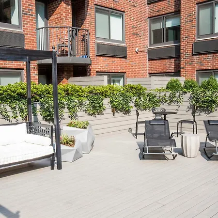Chelsea 1Br W Balcony Gym Doorman Nyc-162-3