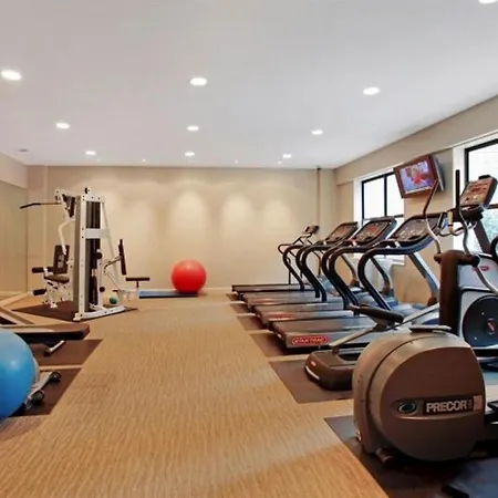 Midtown 1Br W Gym Doorman Nr Central Park Nyc-510-2