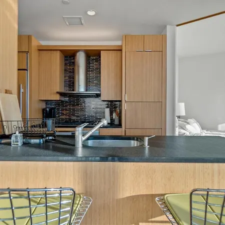 Luxurious 4 Bedroom Penthouse In Nyc-3