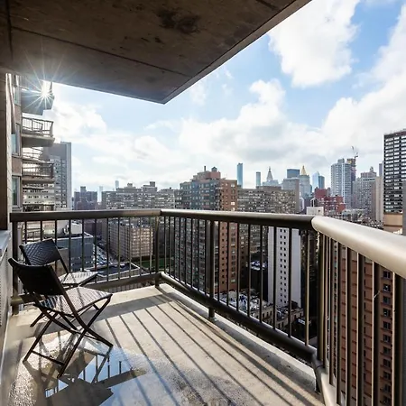 Superb 3 Bedroom Apt In Nyc-3