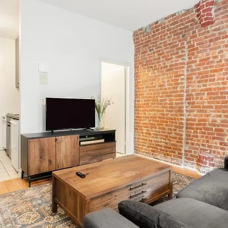 Furnished Apartment 223 Hells Kitchen-3