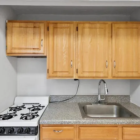 Furnished Apartment 782 East Village-3