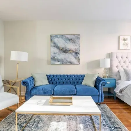 Furnished Studio In Upper East Side-3