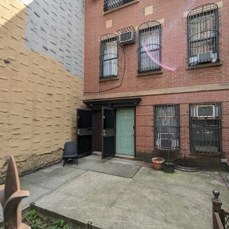 Williamsburg Private Room With Garden-3