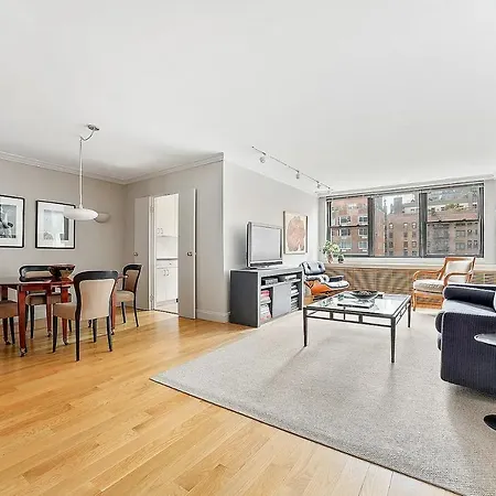 Cozy Apartments On 51St St In Manhattan Ny-2