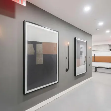 Casa Del Sogno Upper East Side- Massive 1Br W Private Patio-2