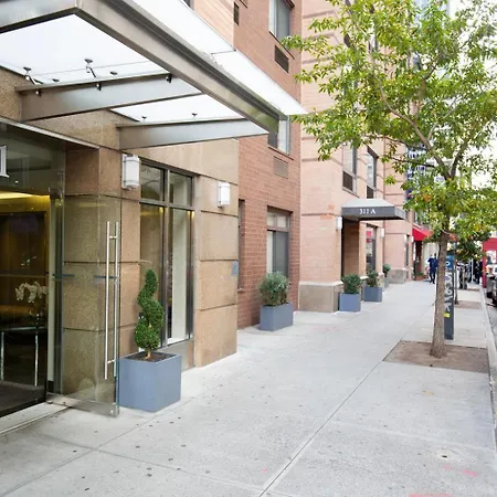 Midtown W 1Br W Doorman Elevator Nr Times Sq Nyc-810-3