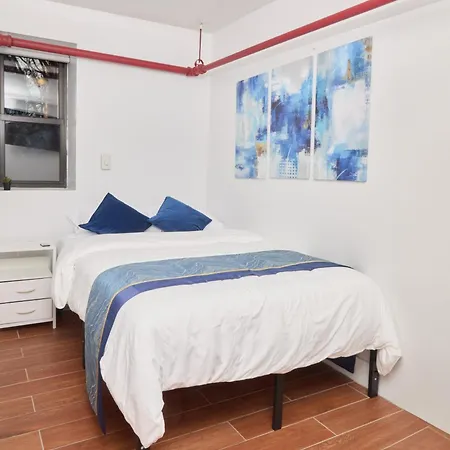 Comfy Guest House In Hell'S Kitchen-2