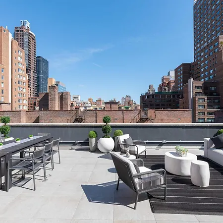 3Br Penthouse With Massive Private Rooftop-2