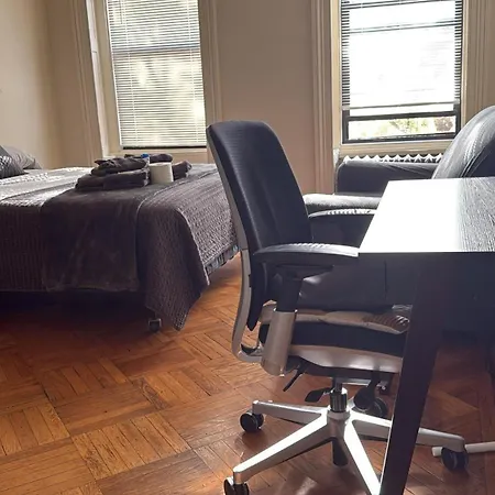 New York City Guest House 2-3