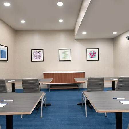 Holiday Inn Express - Jamaica - Jfk Airtrain - Nyc By Ihg-2