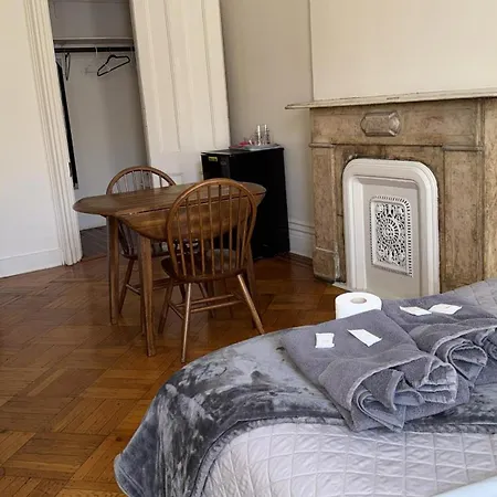 New York City Guest House 2-2