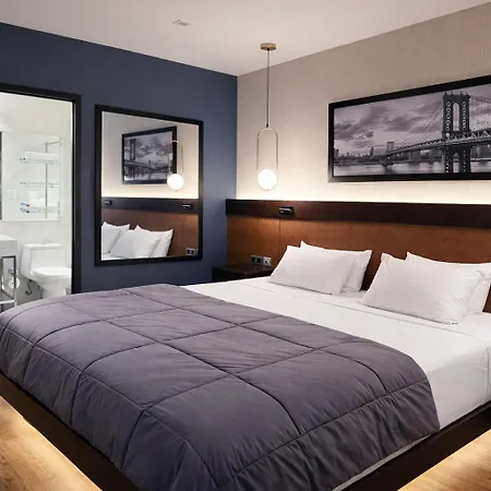 Hotel Mirage Brooklyn-3
