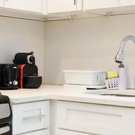 62-2B Renovated 1Br In Prime Upper East Side-2