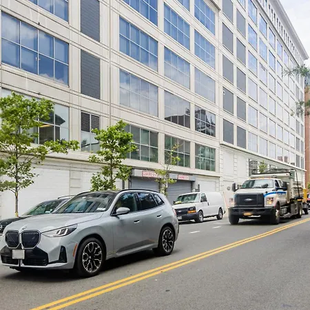 Clinton Hill Studio W Gym Pool Wd Nr Barclays Nyc-1022-2