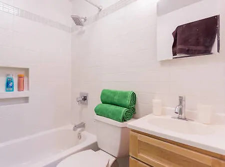 Beautiful 1 Bedroom Apartment-2