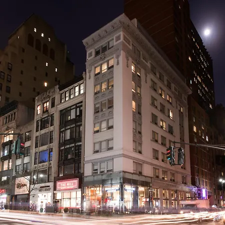 U Hotel Fifth Avenue, Empire State Building-2