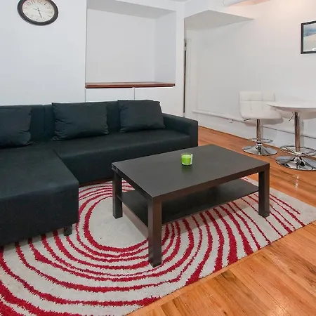 Midtown East Apartments-2
