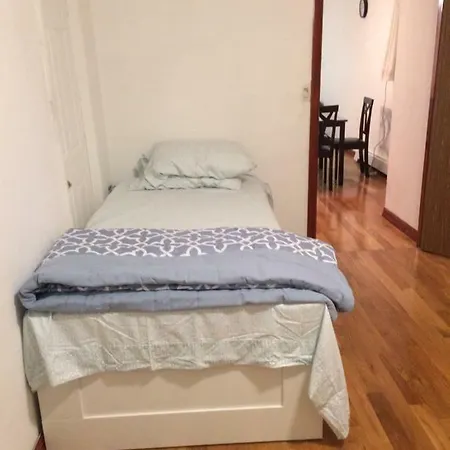 Two Br Apt In Jamaica Estates-2