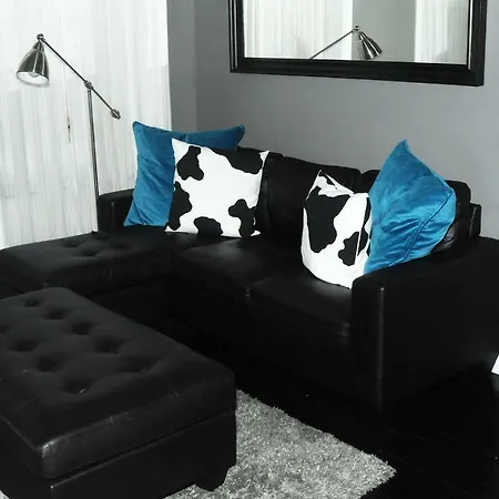 Plush Spacious 1 Bedroom Apt Williamsburg-2