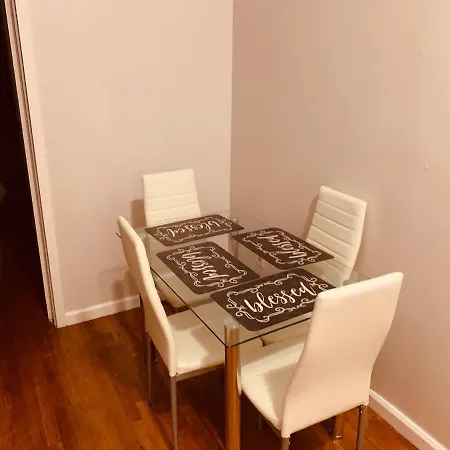 2 Bedroom Classy Brooklyn Apt-10 Mins From Barclays Center!-3